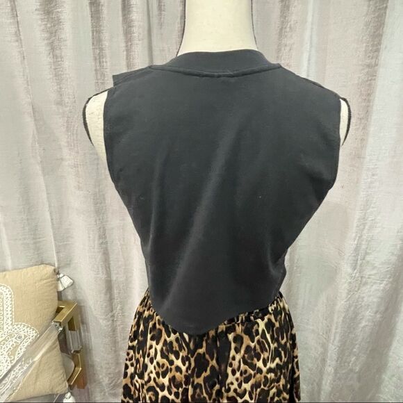 VINTAGE Graphic Crop Tank Top Tee ONE OF A KIND! - Picture 6 of 9